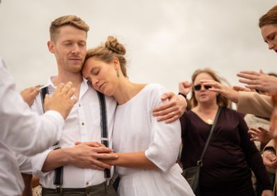 Wedding photography Bride & Groom prayer